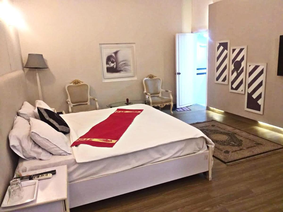 Hilton Bayview Lnn Hotel Karachi Ngoại thất bức ảnh